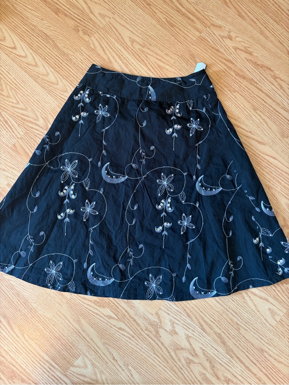 Vintage Jessica Y2K Black A-Line Fairy Skirt with Silver Floral Embroidery
